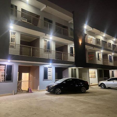 Magic City Apartments Kasoa المظهر الخارجي الصورة